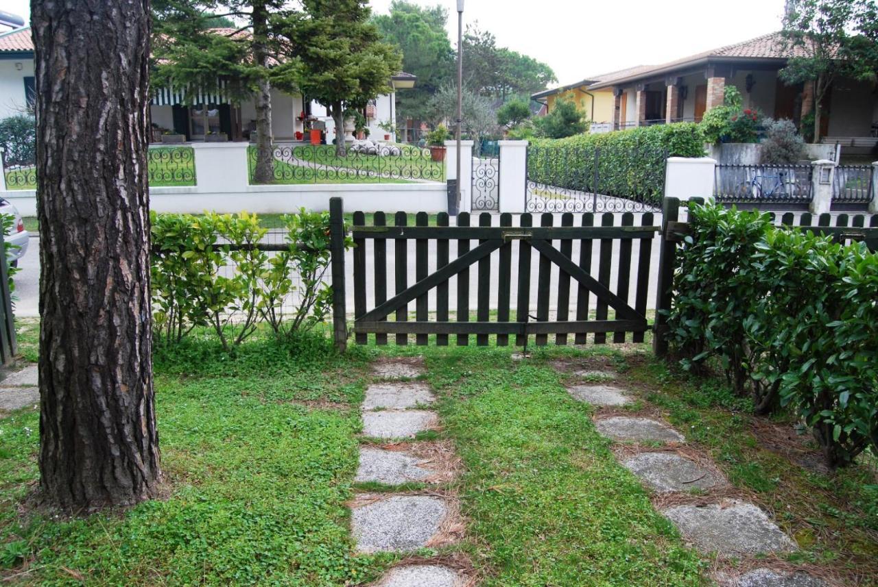 Villa Rosina Bibione Extérieur photo